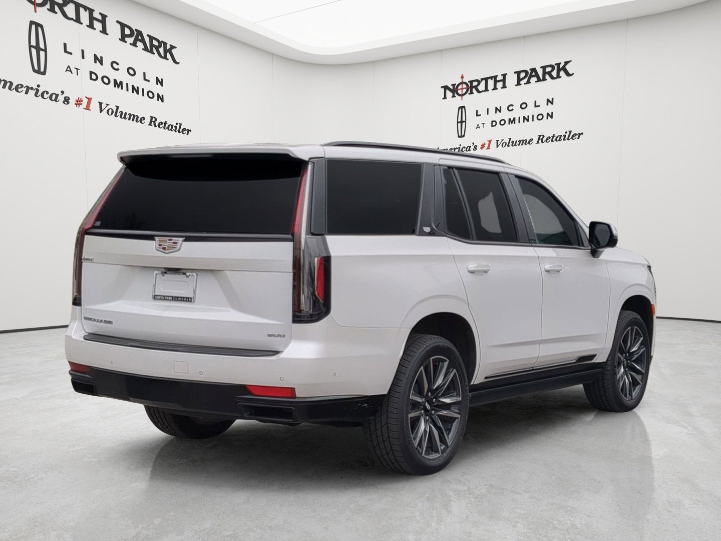2024 Cadillac Escalade 4WD Sport Platinum