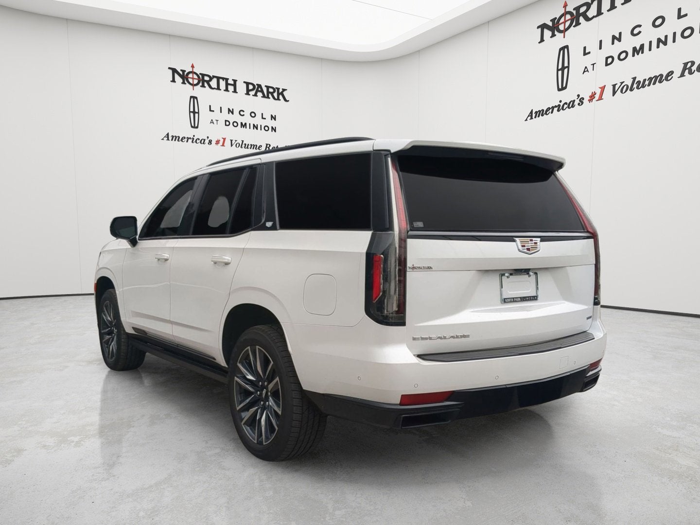 2024 Cadillac Escalade 4WD Sport Platinum