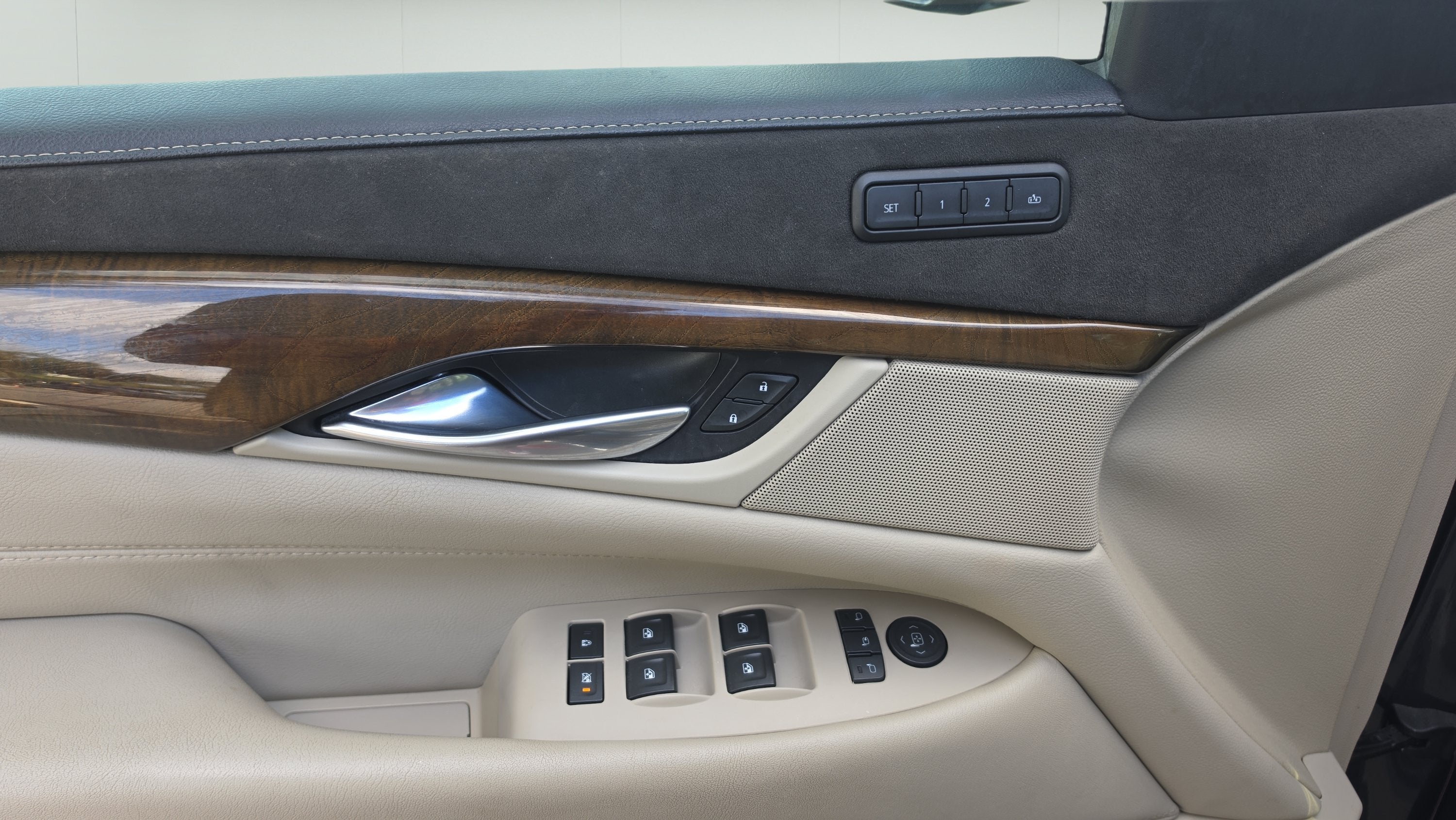 2019 Cadillac Escalade ESV Premium Luxury