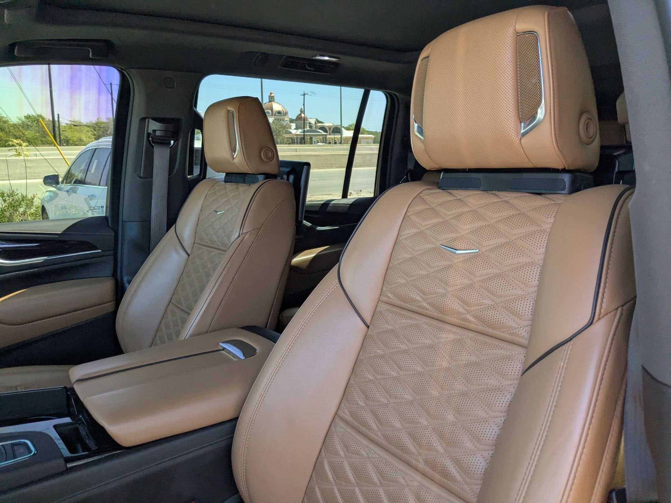 2022 Cadillac Escalade ESV Premium Luxury