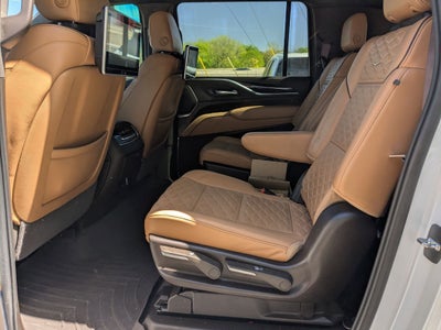 2022 Cadillac Escalade ESV Premium Luxury