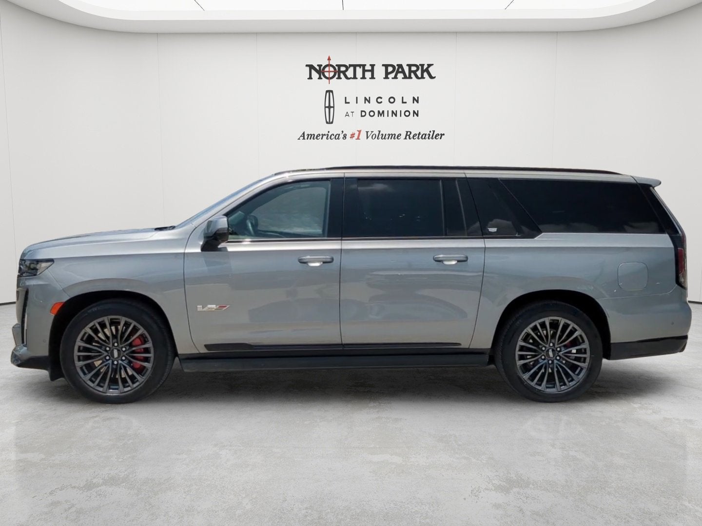 2023 Cadillac Escalade ESV AWD V-Series