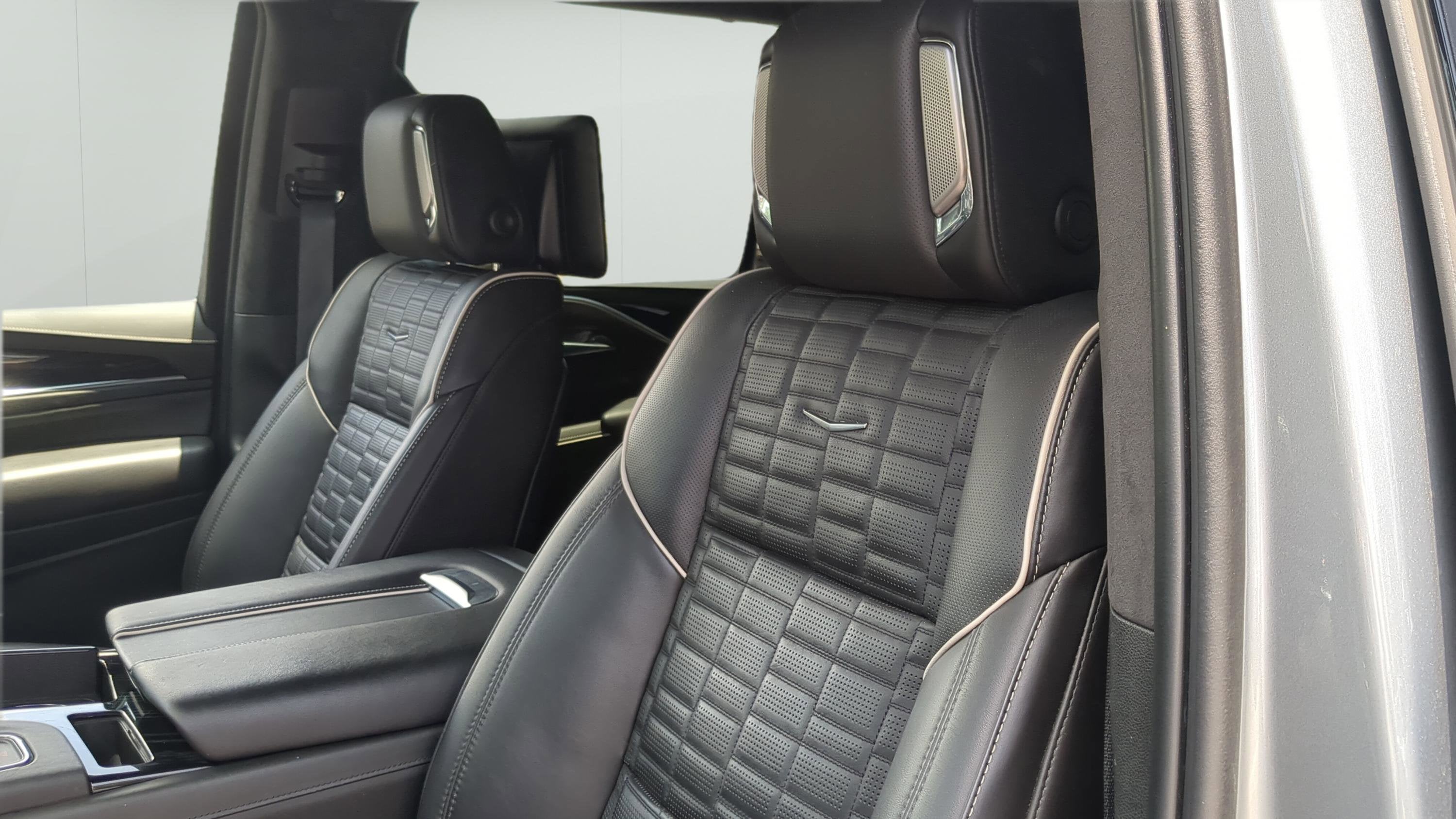 2023 Cadillac Escalade ESV AWD V-Series