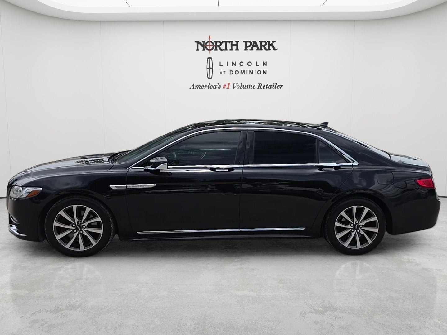 2020 Lincoln Continental Standard