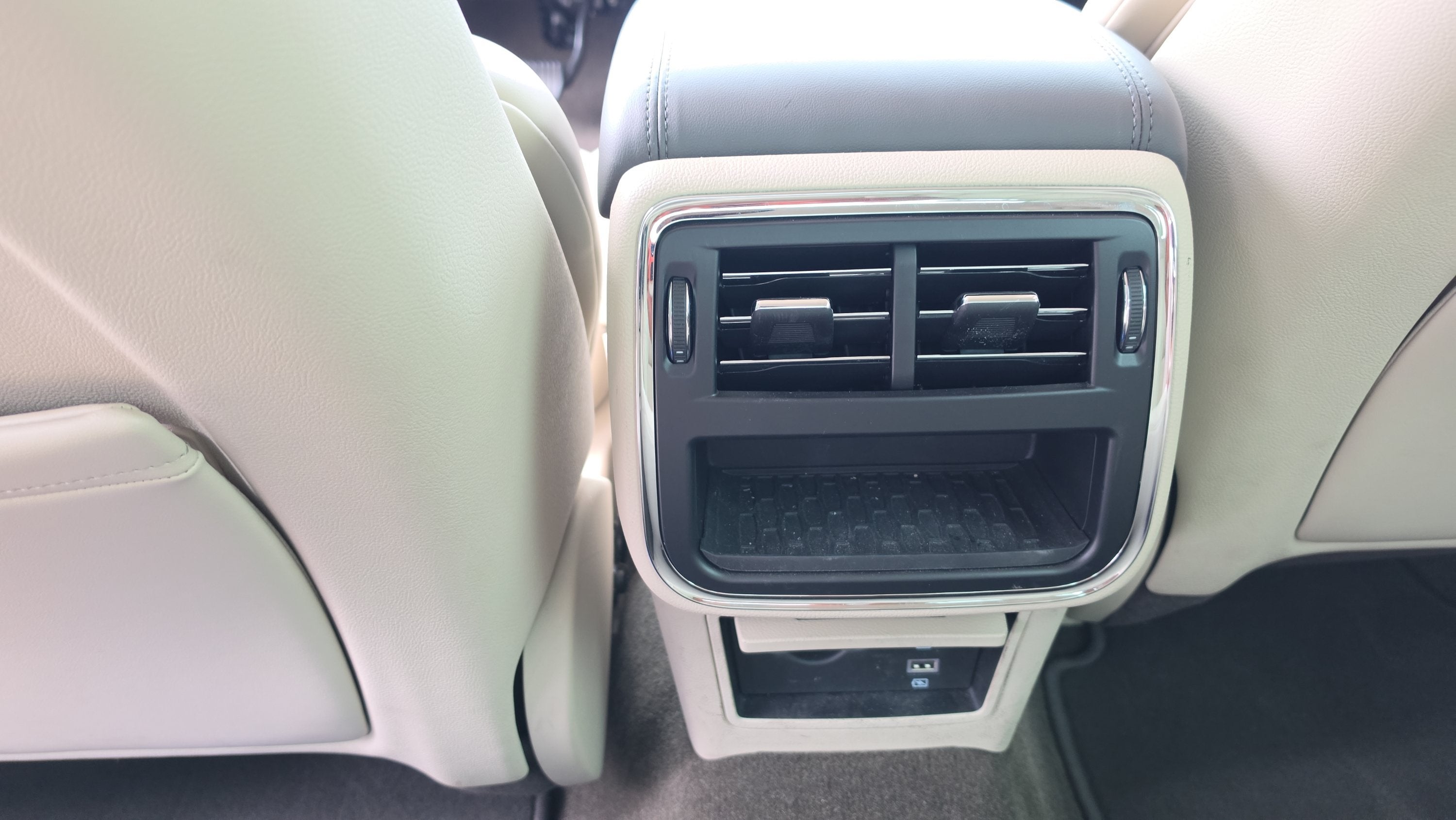 2020 Lincoln Continental Standard