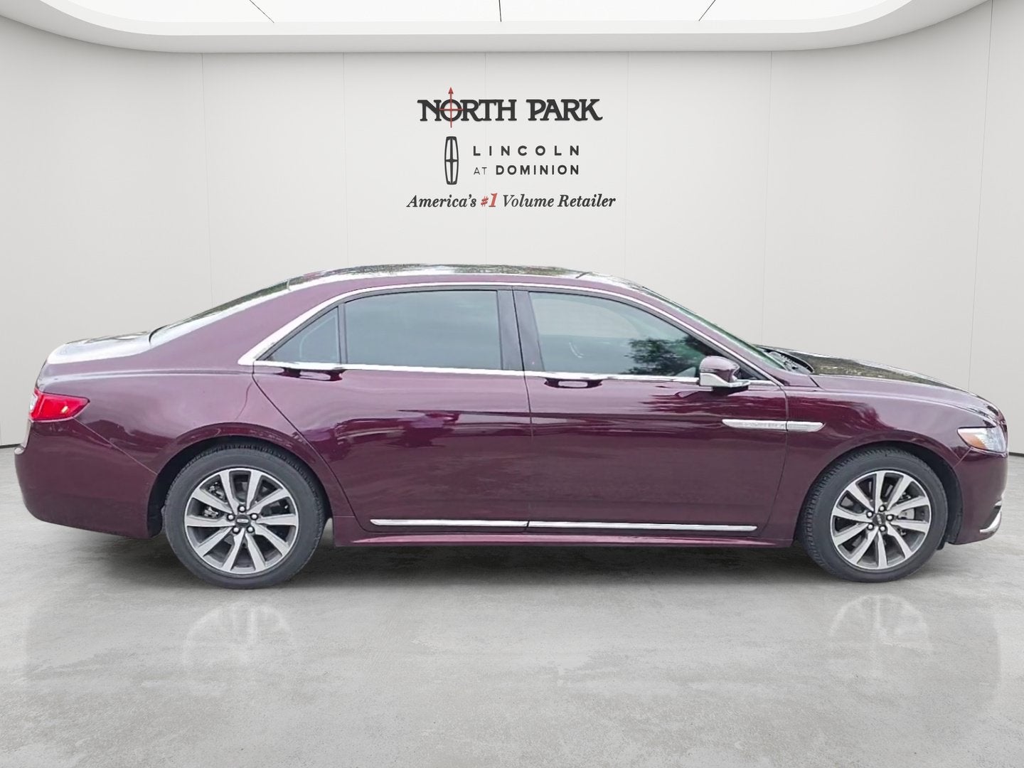 2020 Lincoln Continental Standard