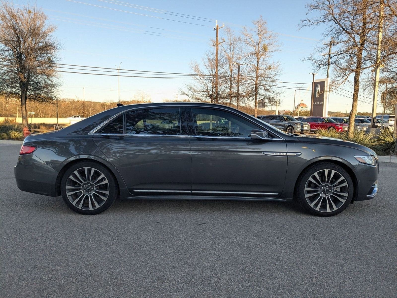 2018 Lincoln Continental Reserve