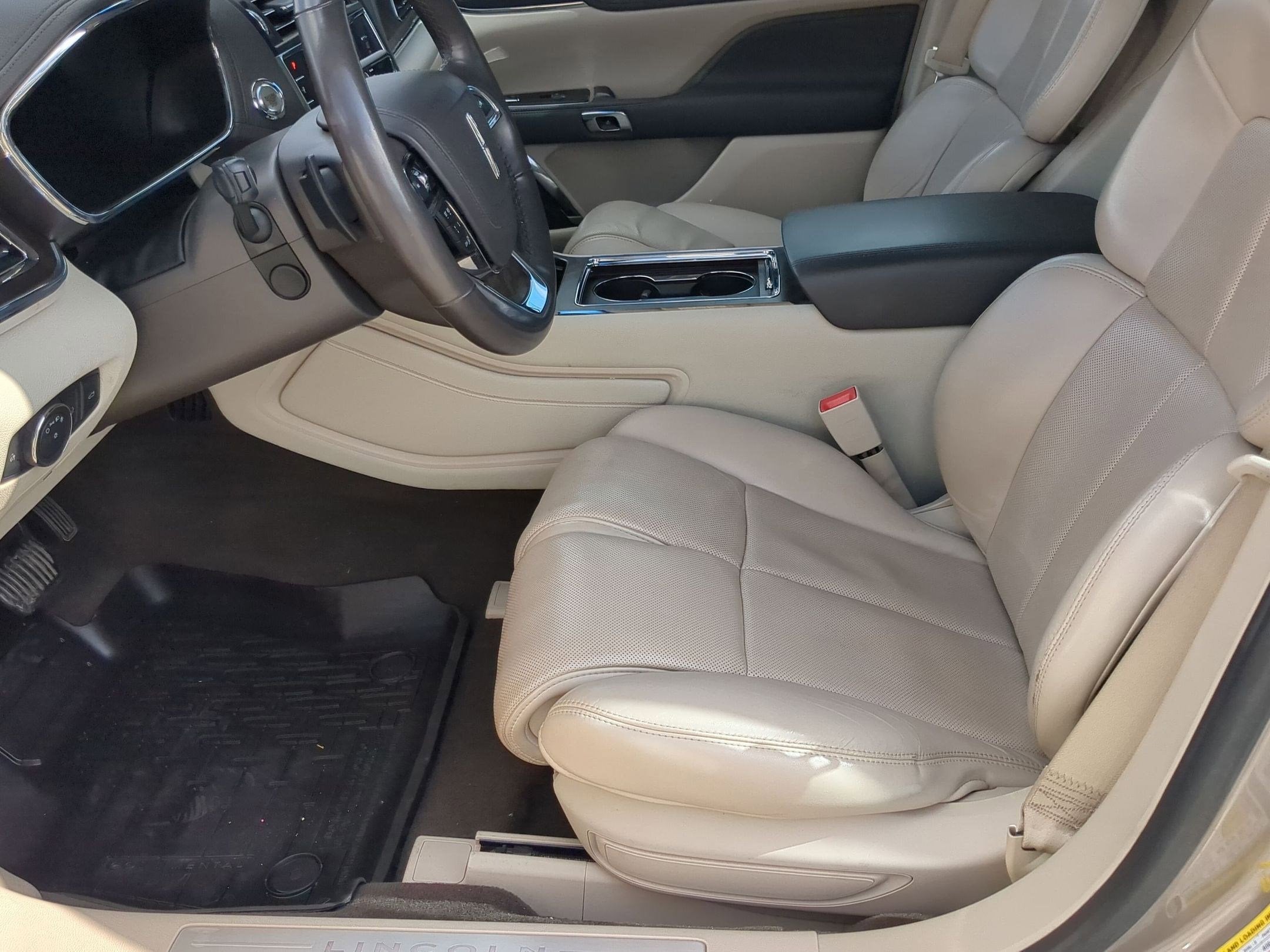 2019 Lincoln Continental Reserve