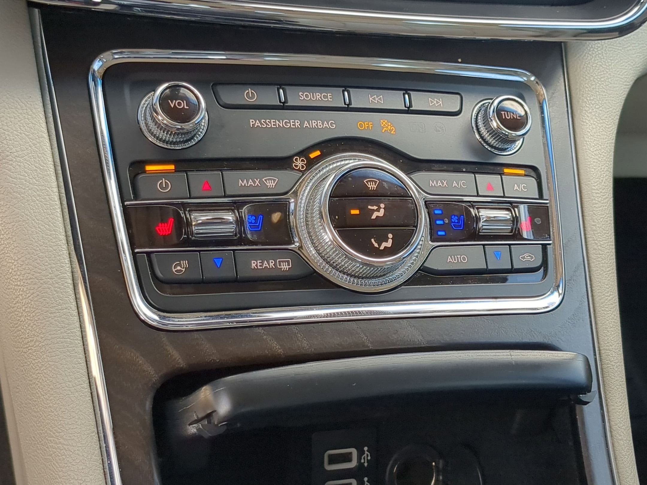 2019 Lincoln Continental Reserve