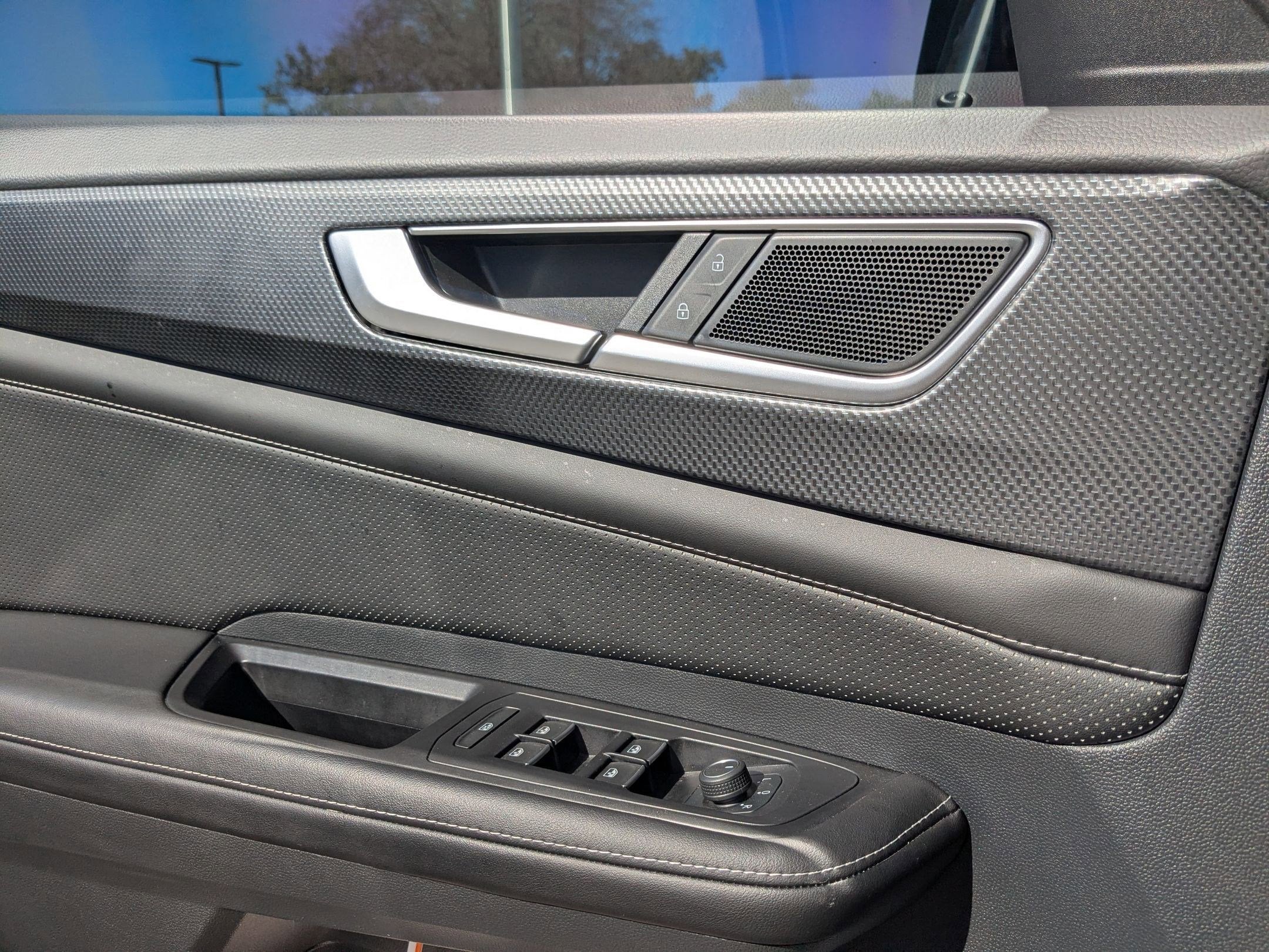 2024 Volkswagen Atlas Cross Sport 2.0T SEL