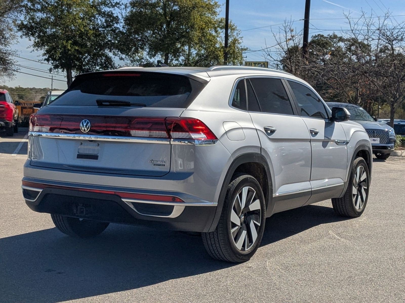 2024 Volkswagen Atlas Cross Sport 2.0T SEL