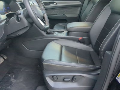 2023 Volkswagen Atlas Cross Sport 2.0T SE