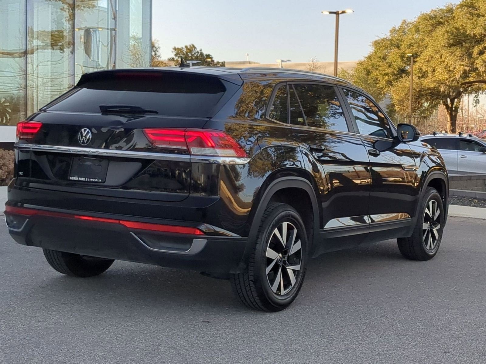 2023 Volkswagen Atlas Cross Sport 2.0T SE