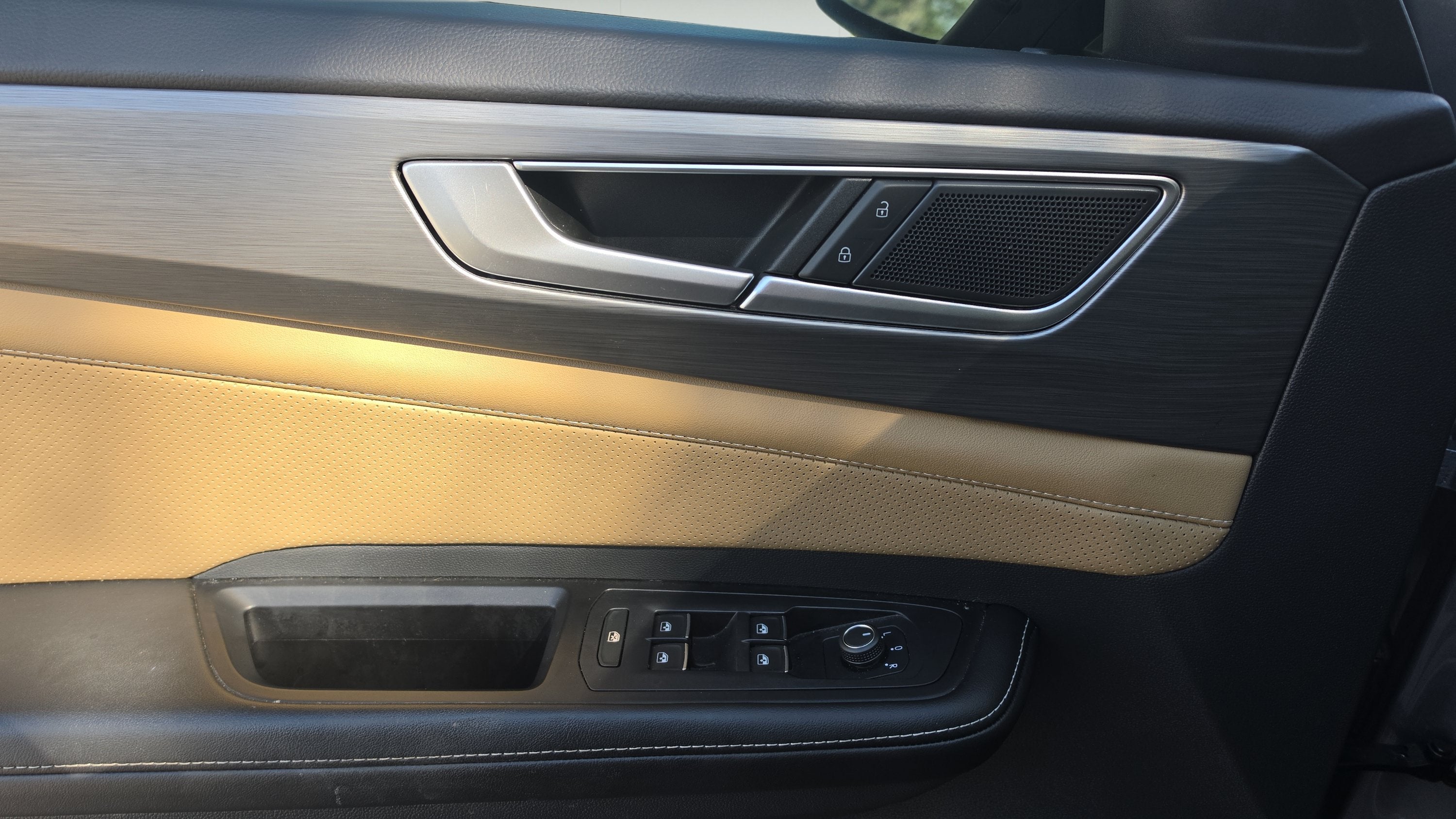2024 Volkswagen Atlas Cross Sport 2.0T SE