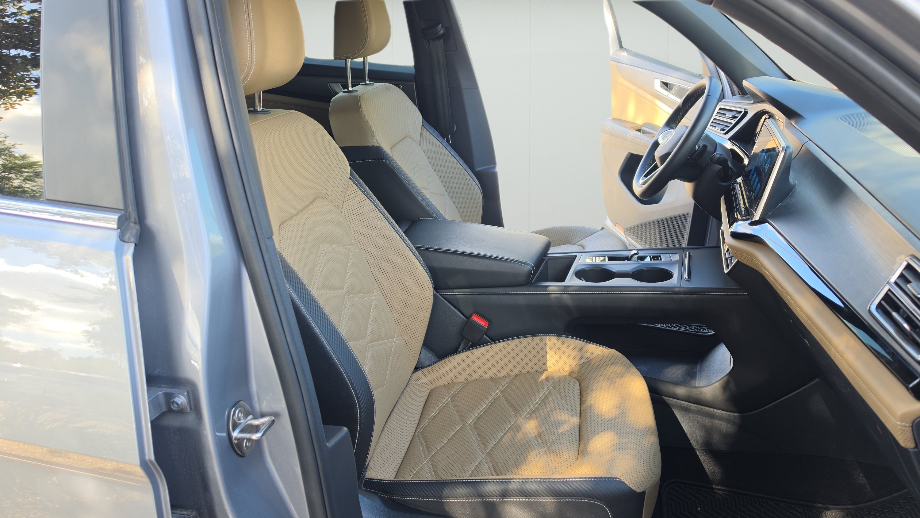 2024 Volkswagen Atlas Cross Sport 2.0T SE