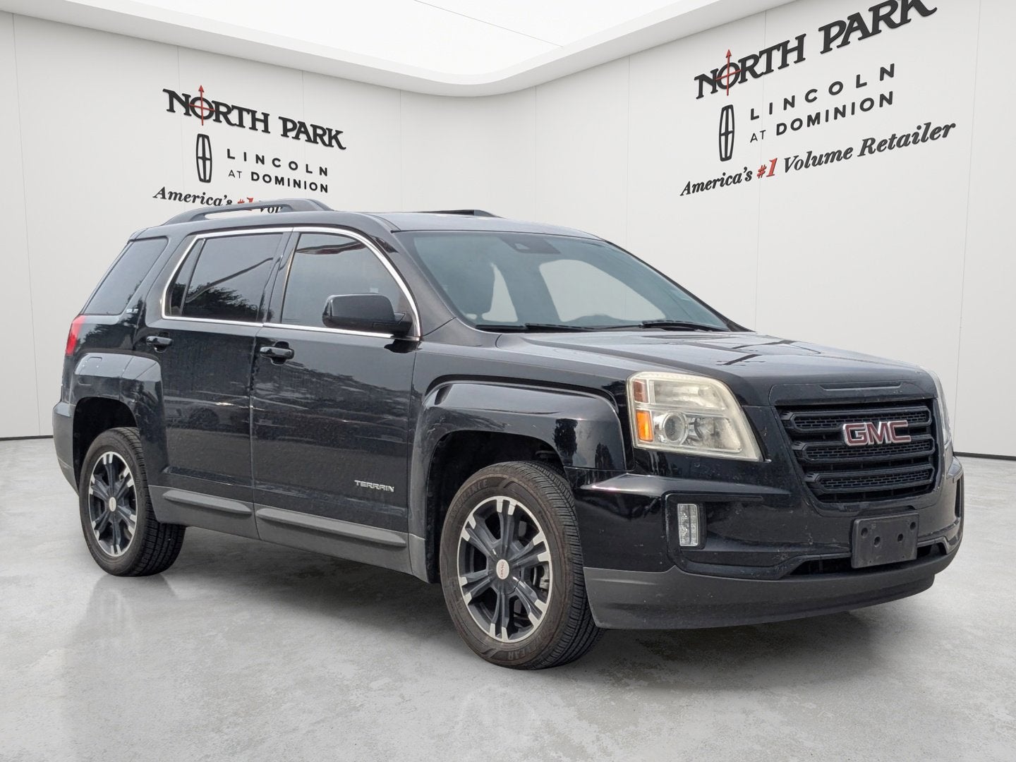2017 GMC Terrain FWD SLE-2's photo