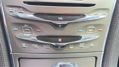 2015 Lincoln MKX Base