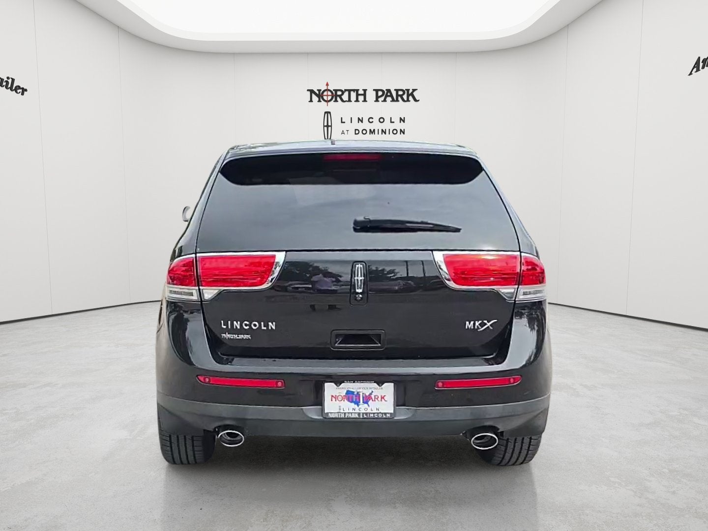 2015 Lincoln MKX Base