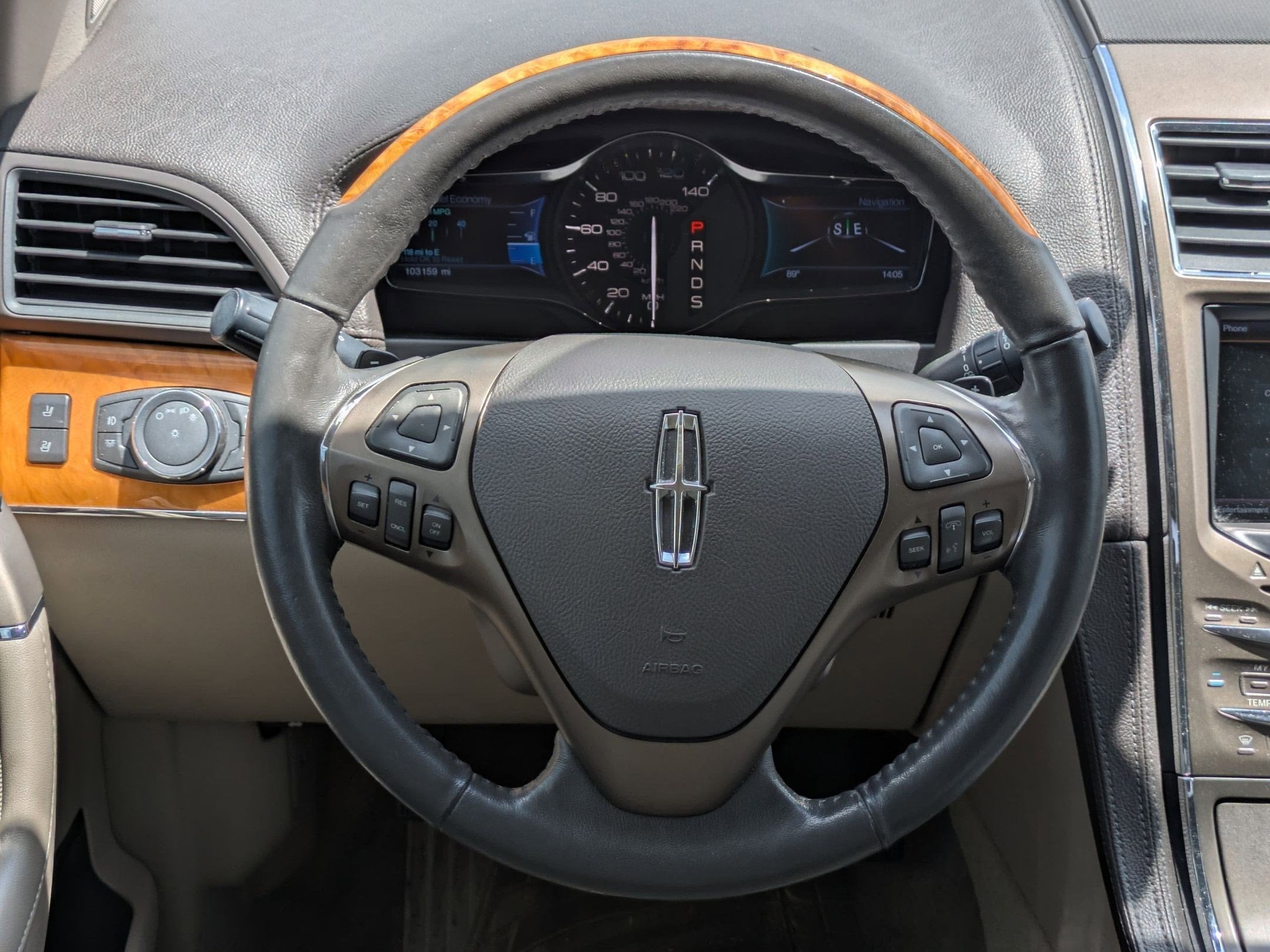 2015 Lincoln MKX Base