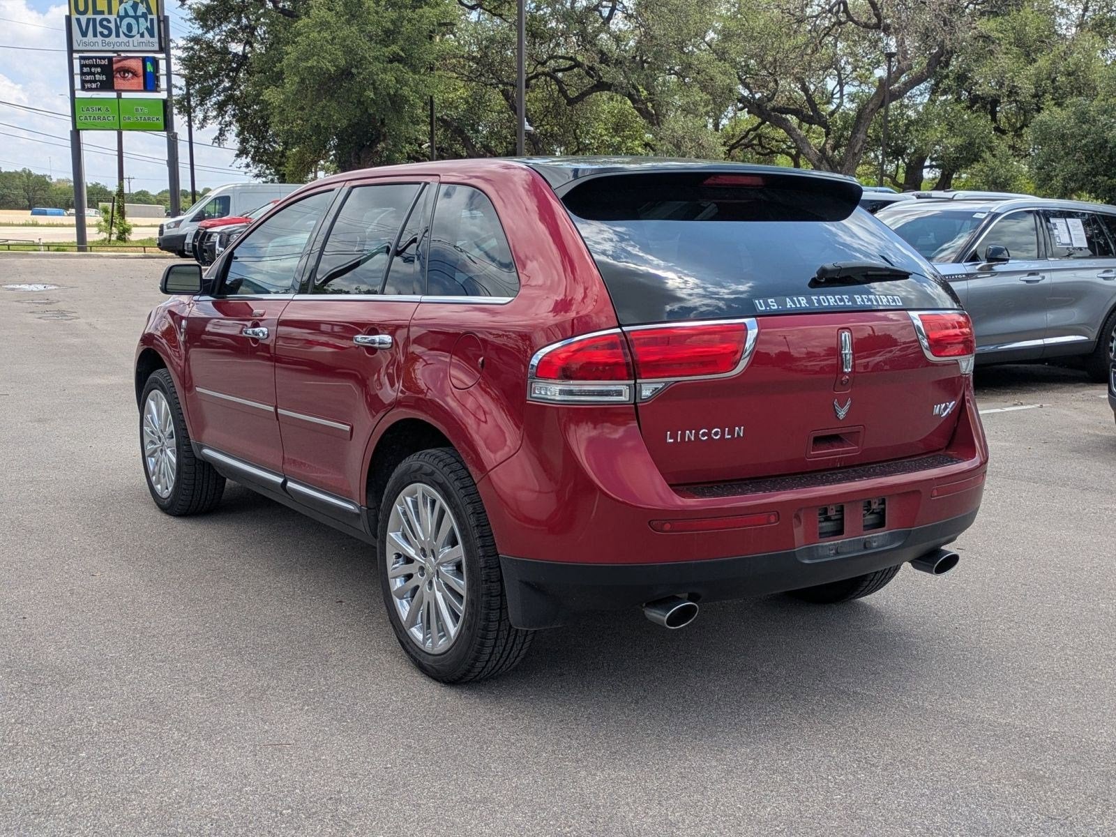 2015 Lincoln MKX Base