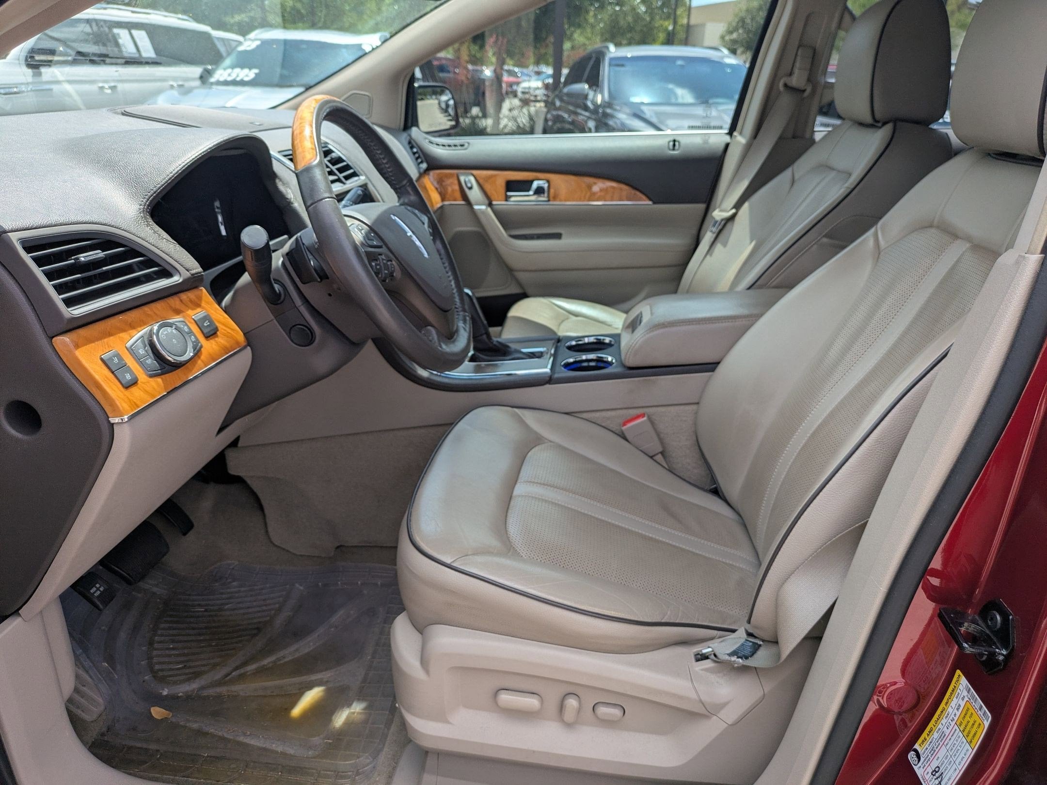 2015 Lincoln MKX Base