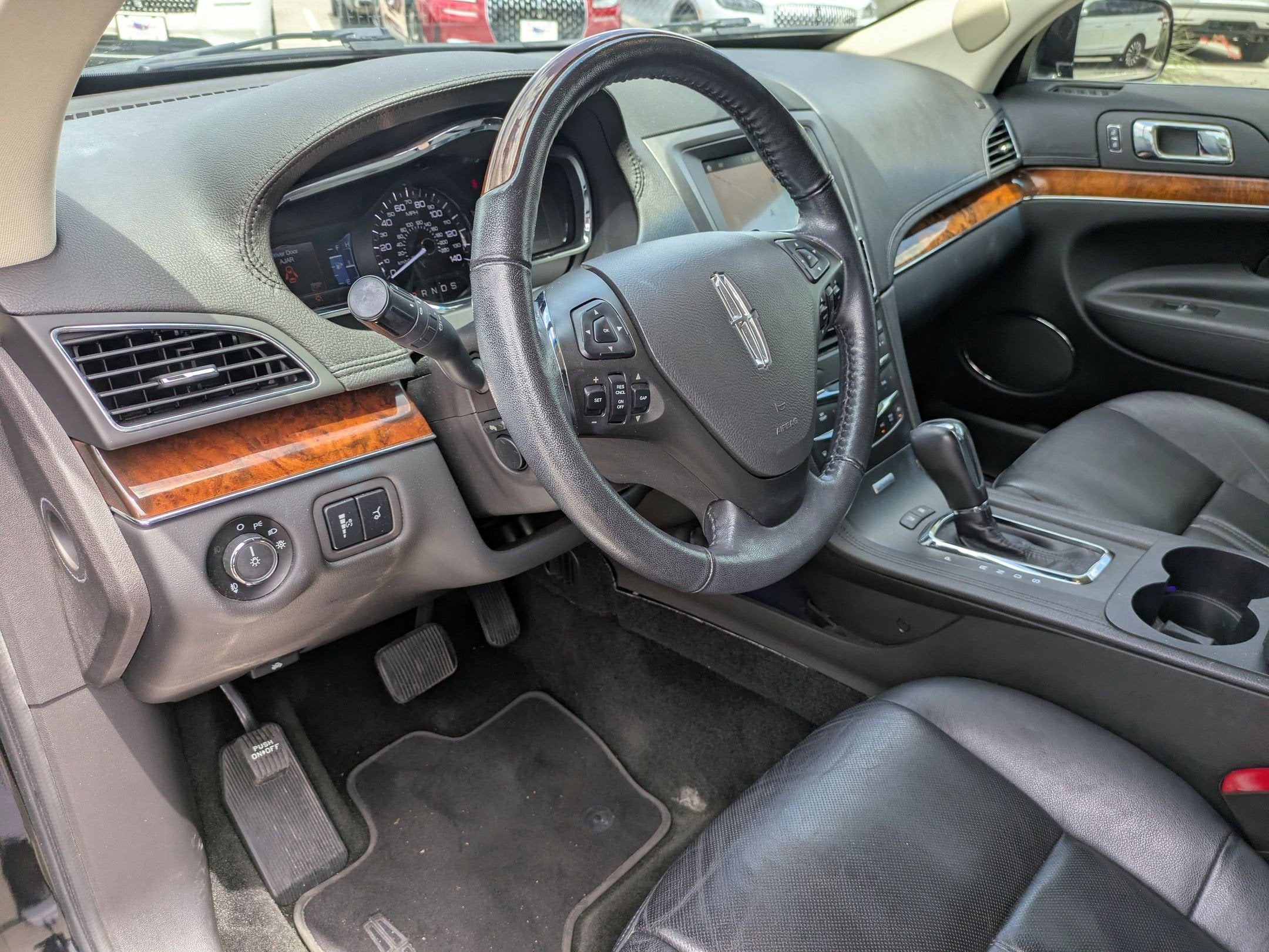 2016 Lincoln MKT EcoBoost