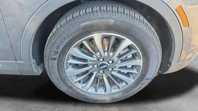 2022 Lincoln Nautilus Standard