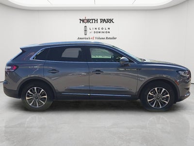 2022 Lincoln Nautilus Standard