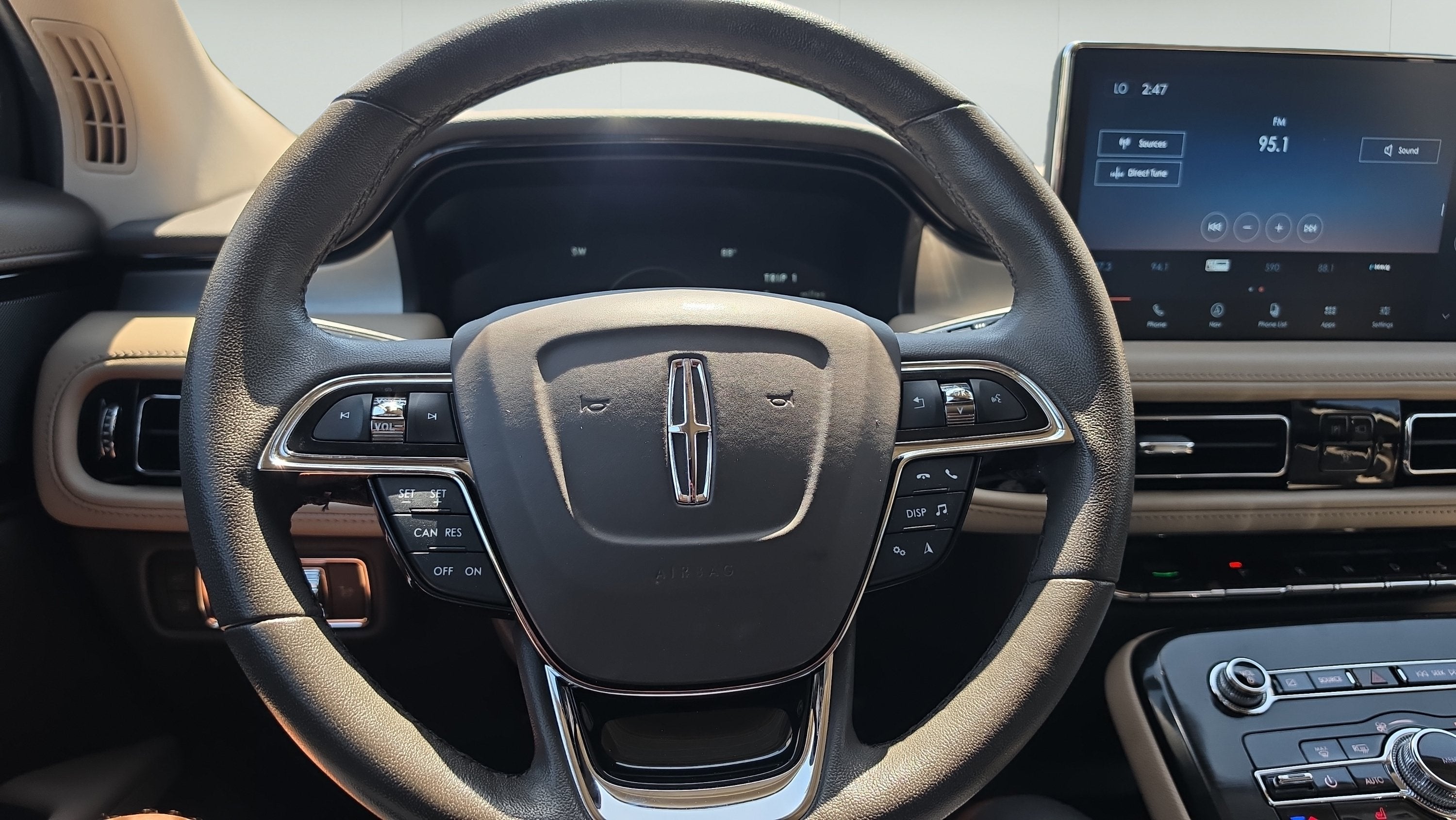 2022 Lincoln Nautilus Standard