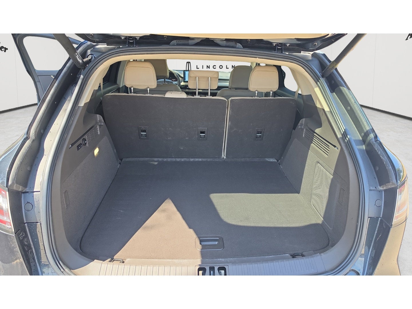 2022 Lincoln Nautilus Standard