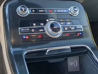 2022 Lincoln Nautilus Standard