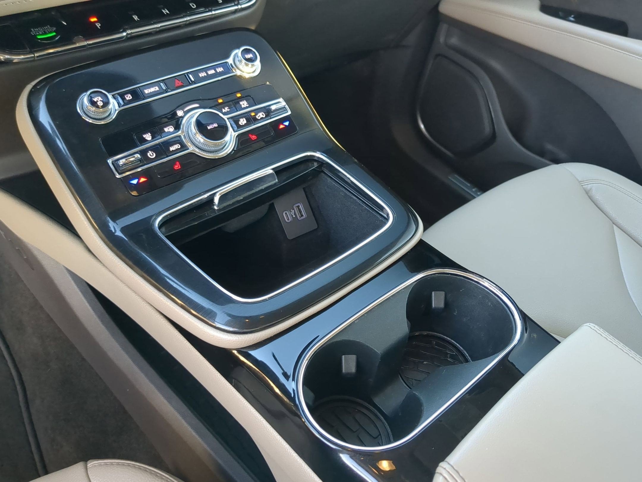 2022 Lincoln Nautilus Standard