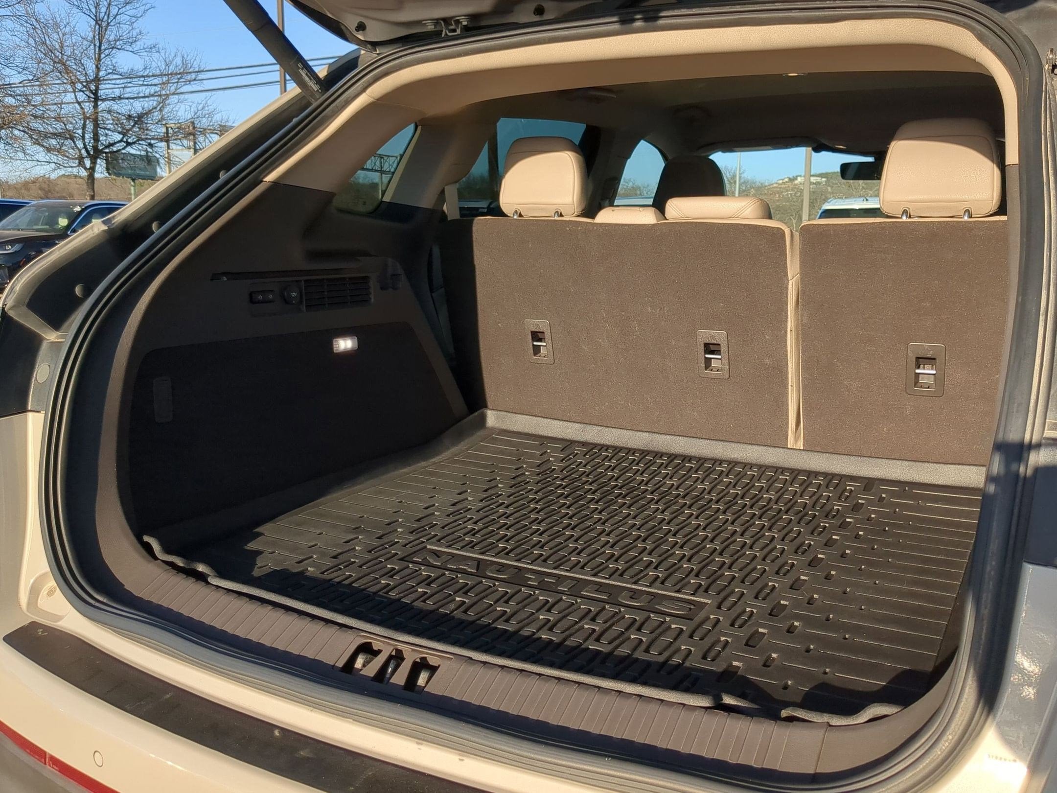 2022 Lincoln Nautilus Standard