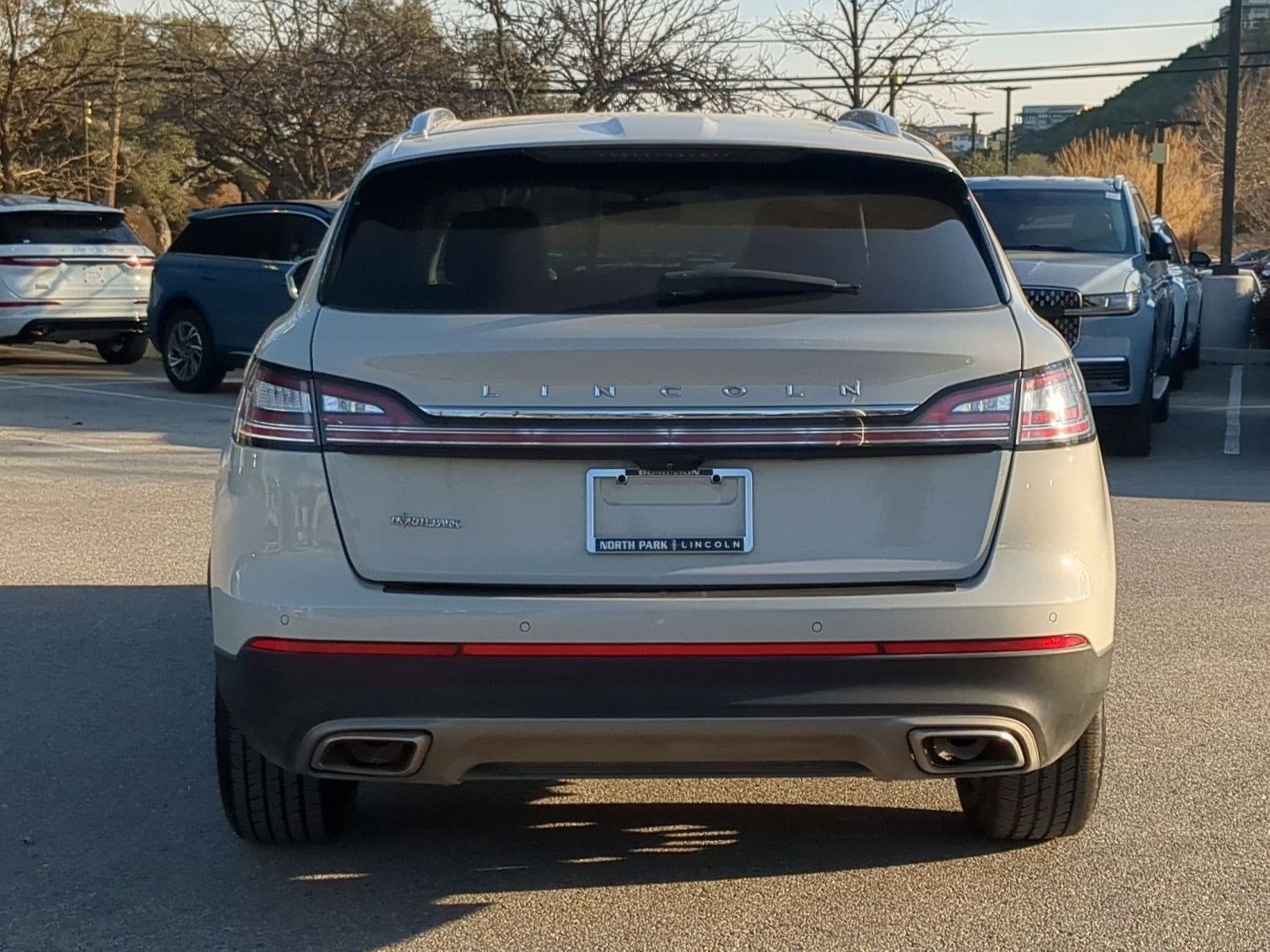 2022 Lincoln Nautilus Standard