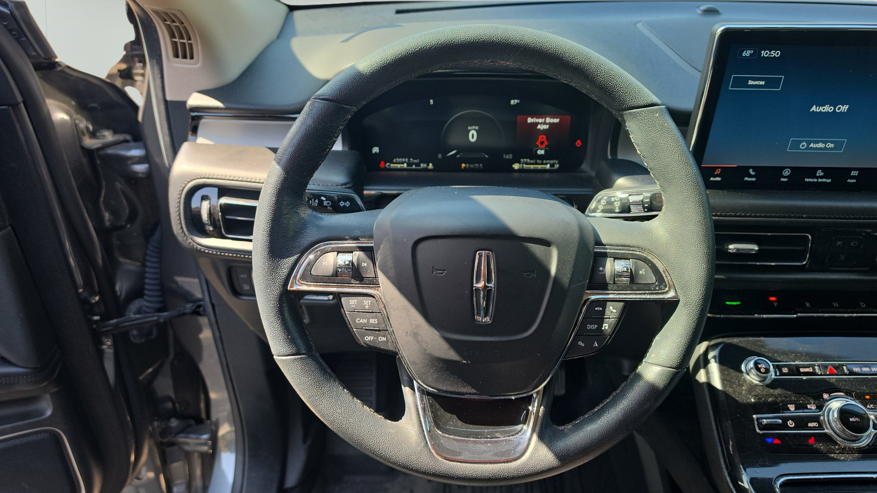 2022 Lincoln Nautilus Standard