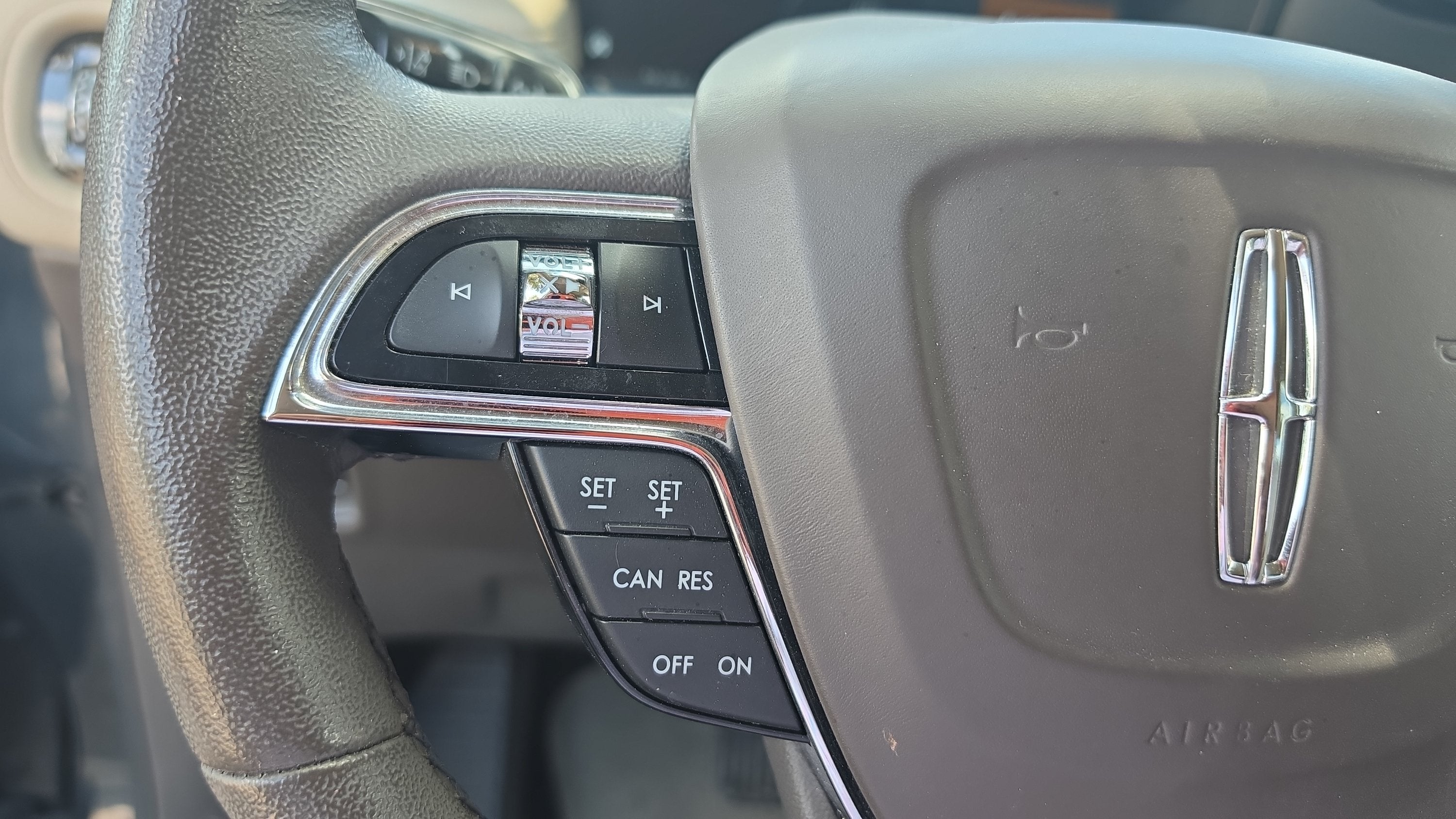 2022 Lincoln Nautilus Standard