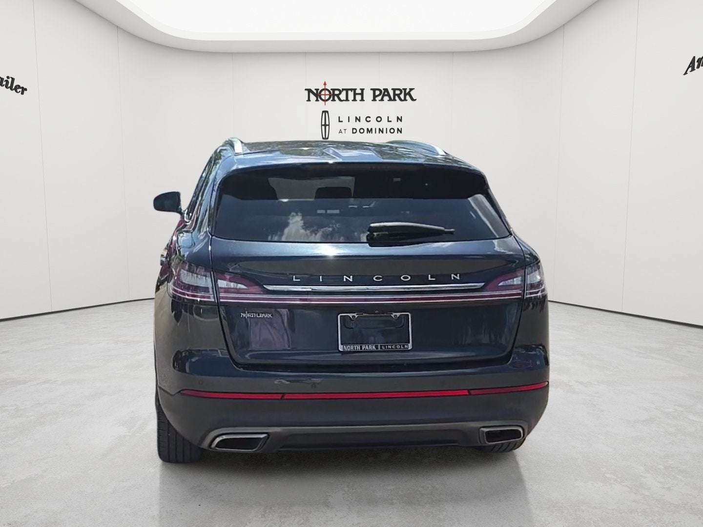 2022 Lincoln Nautilus Standard