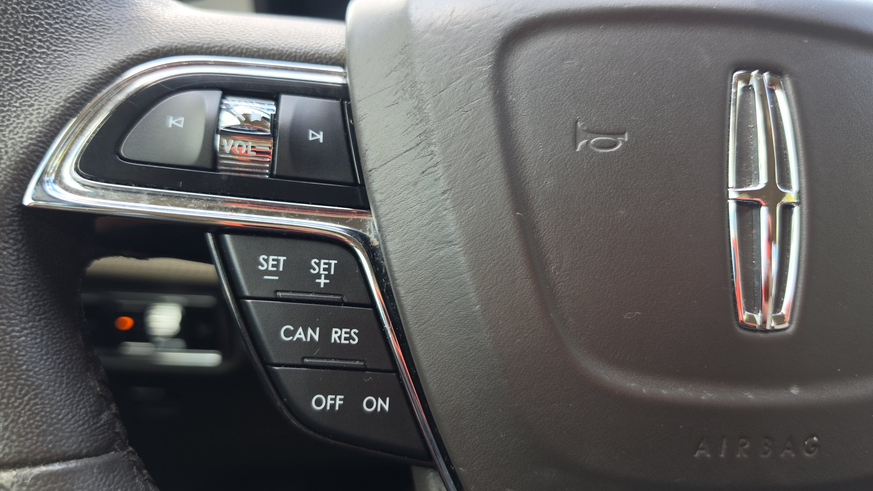 2022 Lincoln Nautilus Standard