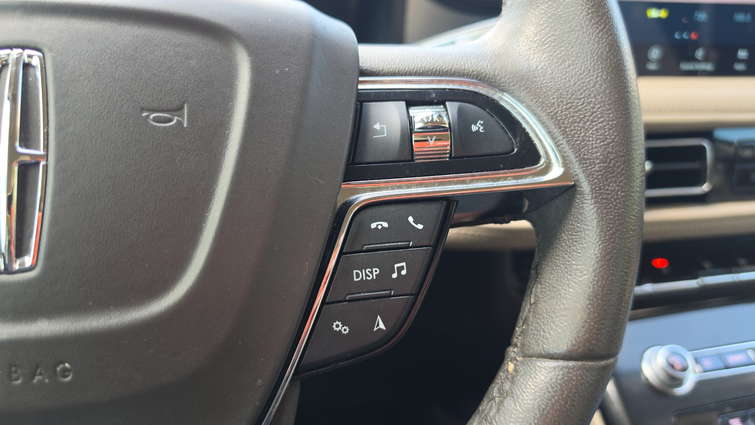 2022 Lincoln Nautilus Standard