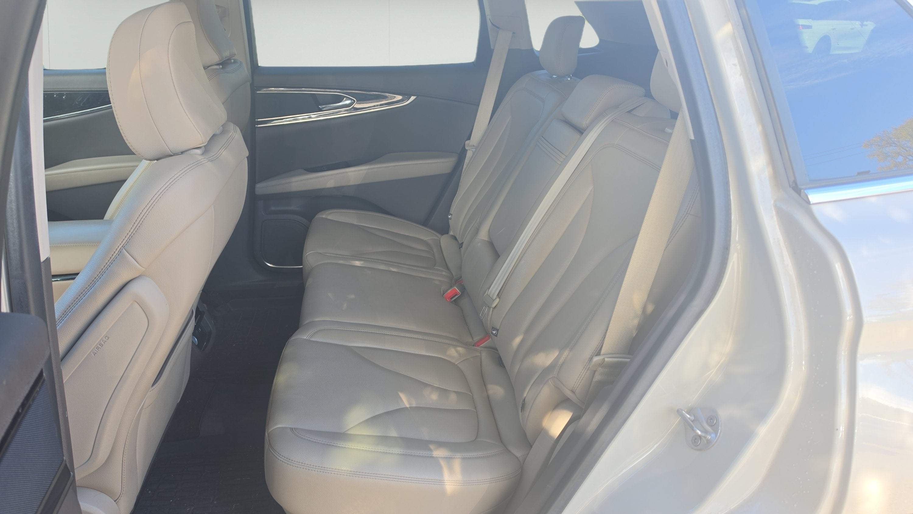 2023 Lincoln Nautilus Standard