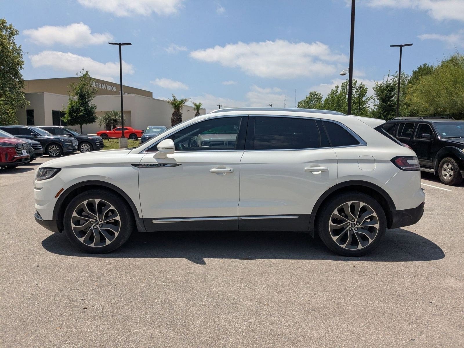 2021 Lincoln Nautilus Reserve