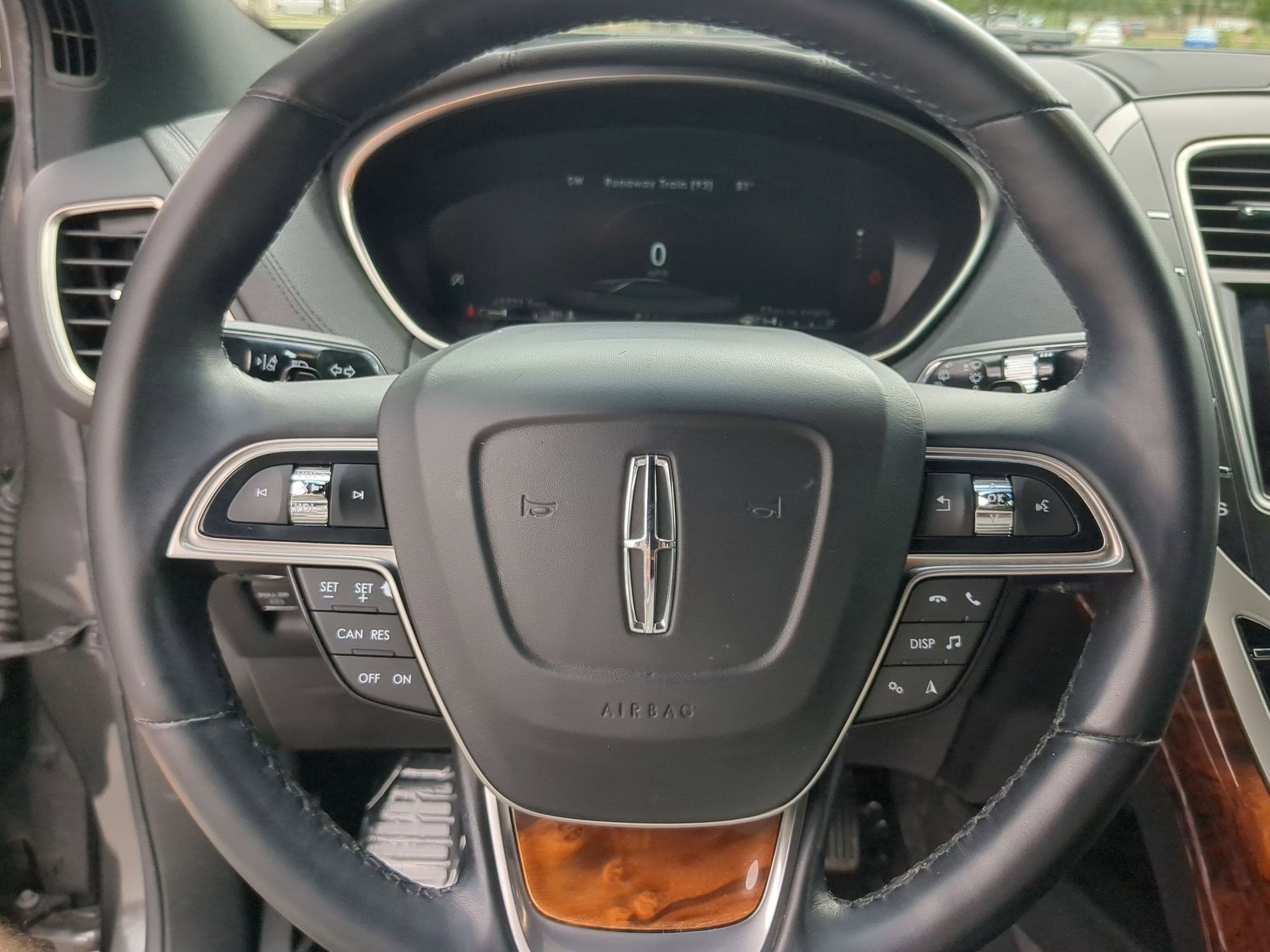 2019 Lincoln Nautilus Select