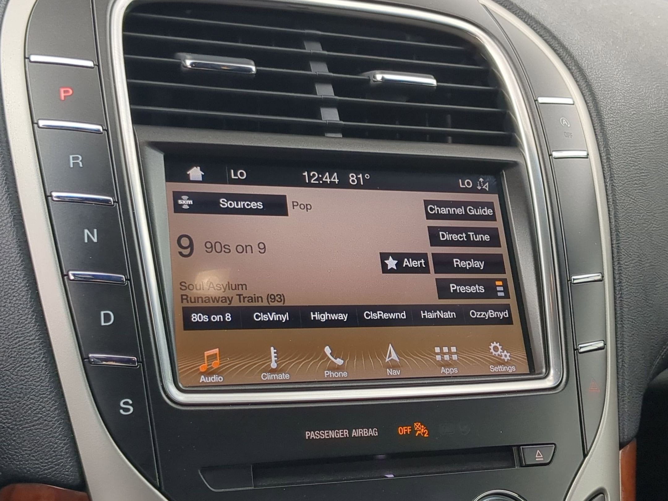 2019 Lincoln Nautilus Select