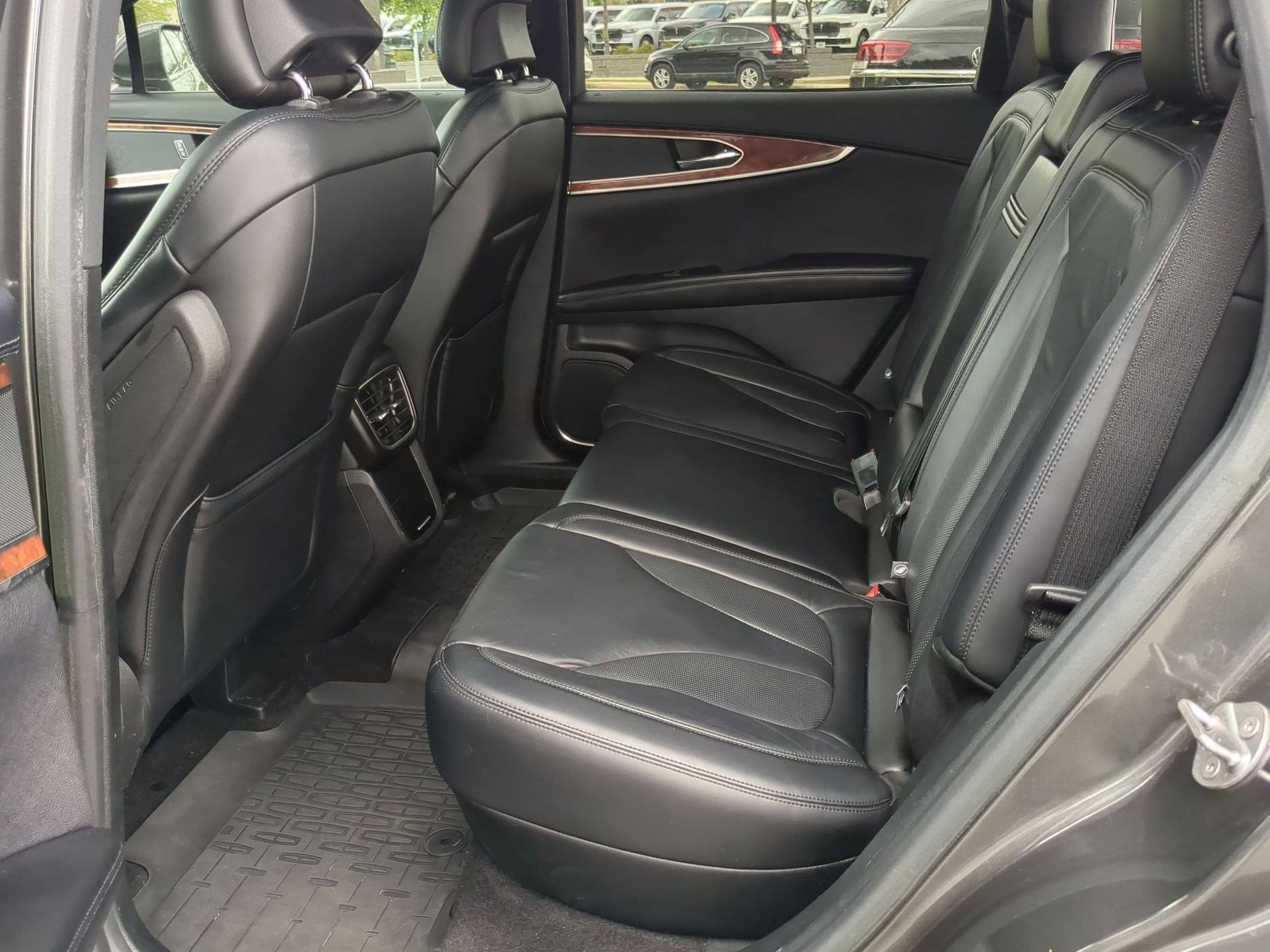 2019 Lincoln Nautilus Select