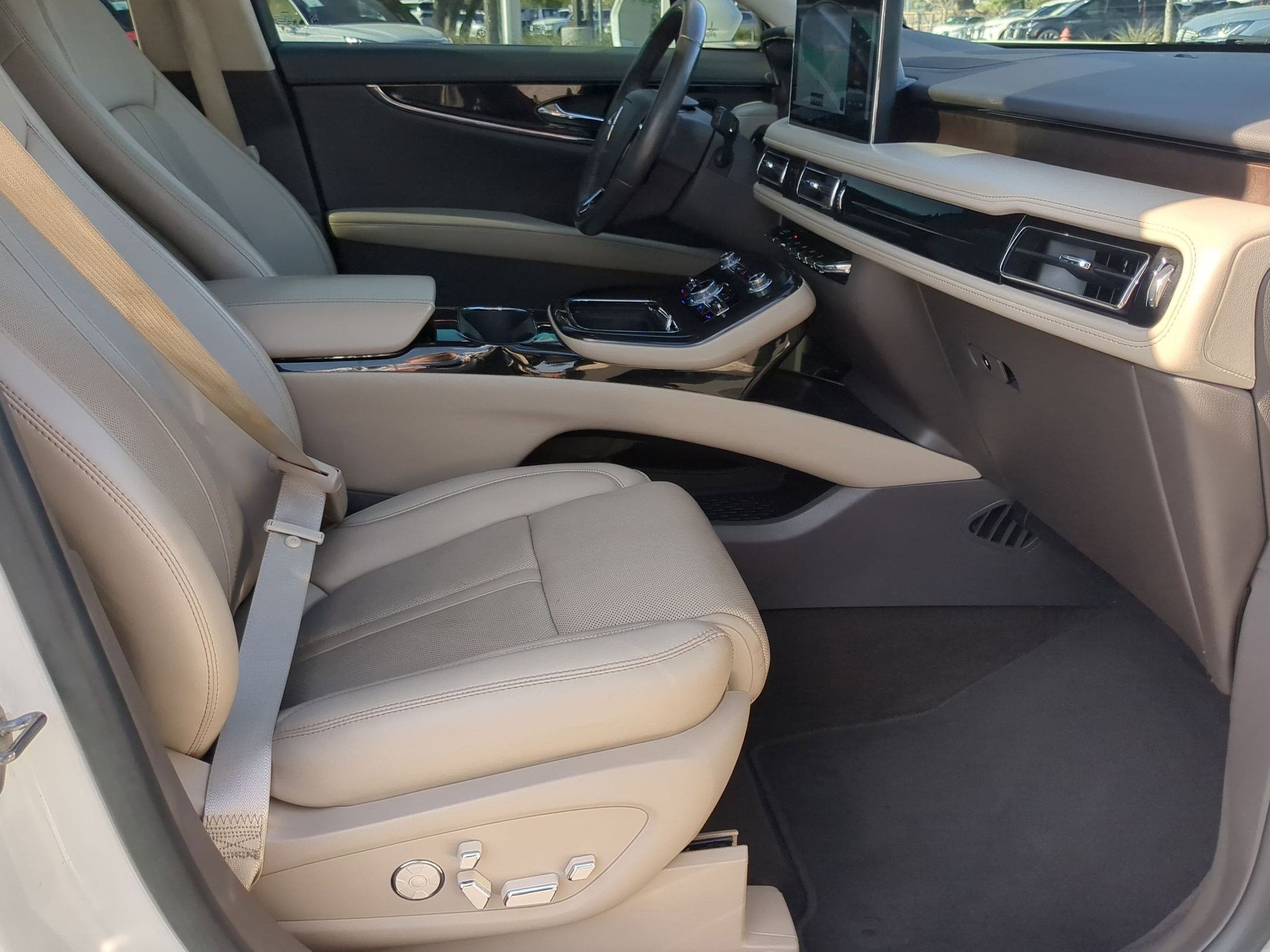 2021 Lincoln Nautilus Reserve