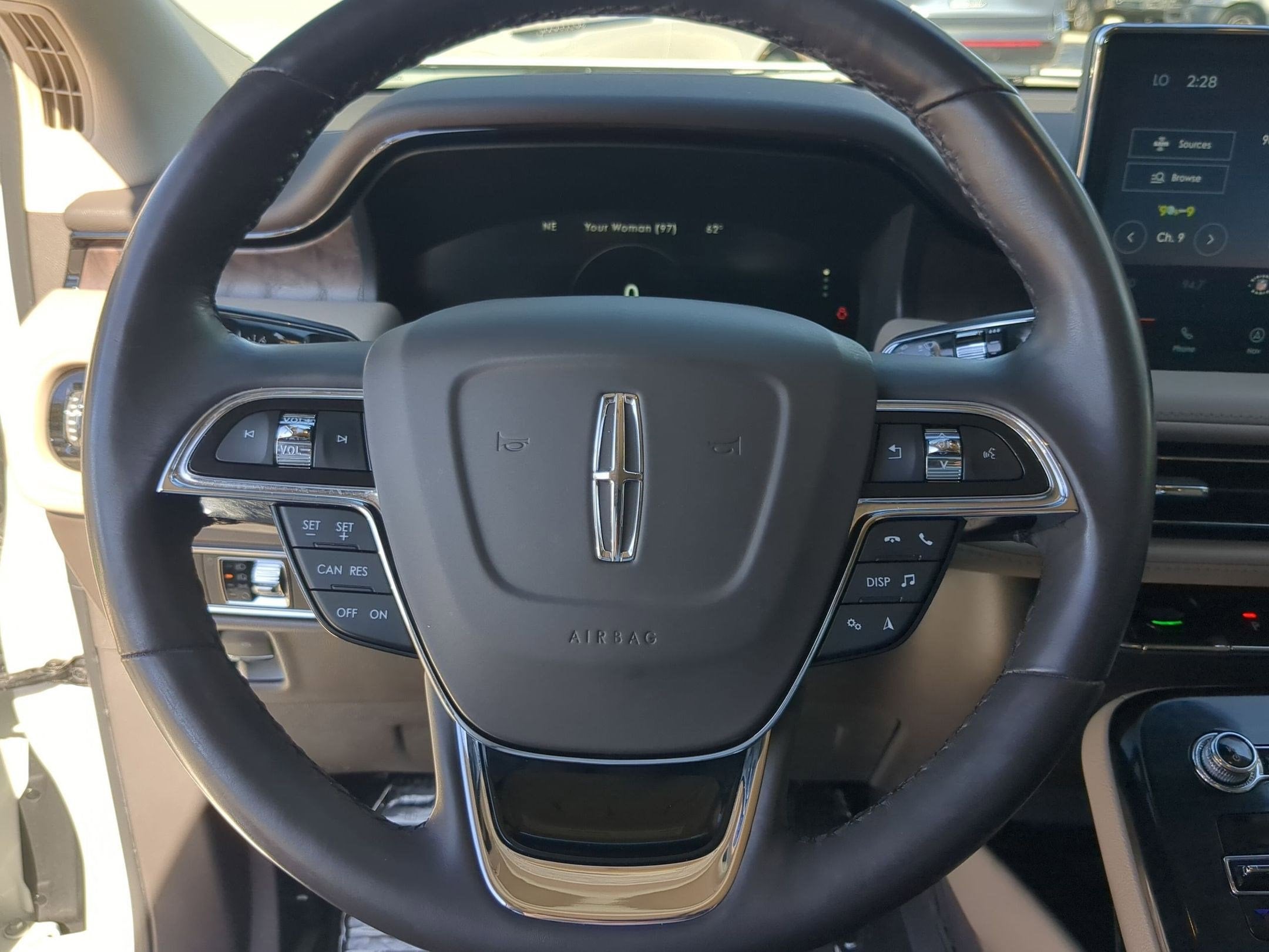 2022 Lincoln Nautilus Reserve