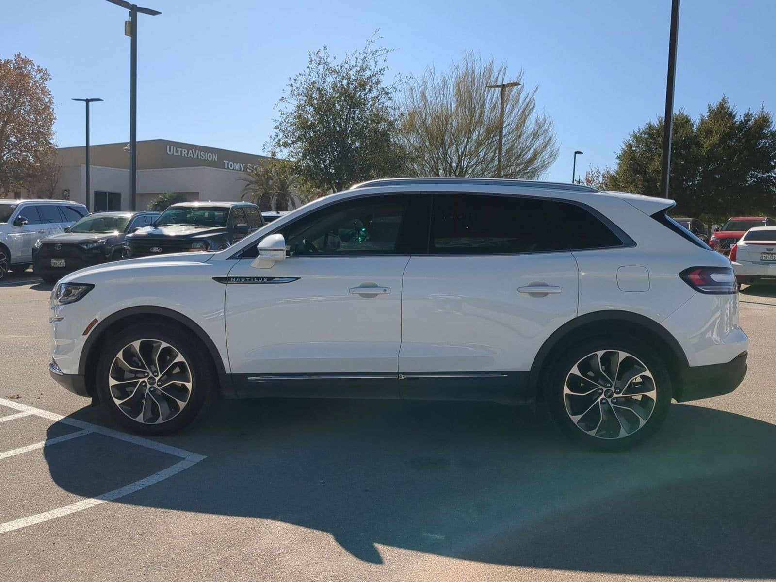 2022 Lincoln Nautilus Reserve