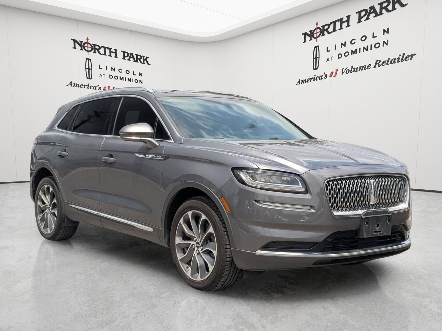 2022 Lincoln Nautilus Reserve