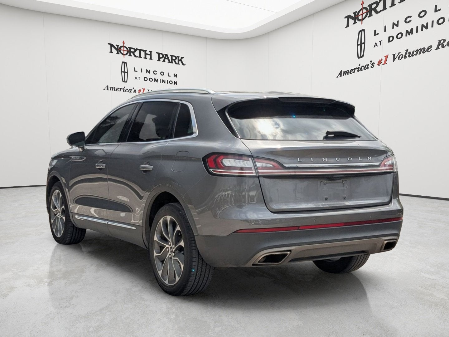 2022 Lincoln Nautilus Reserve