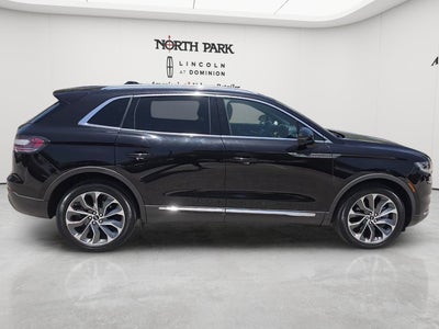 2022 Lincoln Nautilus Reserve